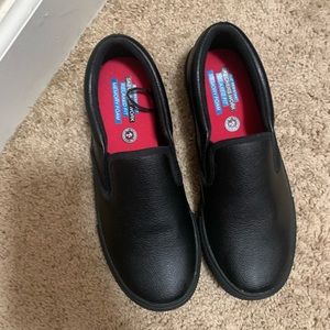 Never worn non slip work shoes 7.5